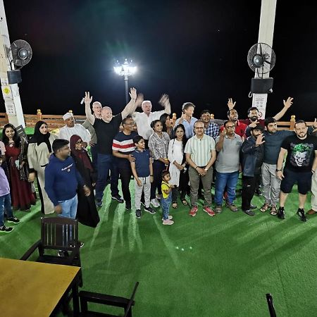 Sur Bandar Al Ayjah Hotel Apartments Exteriér fotografie