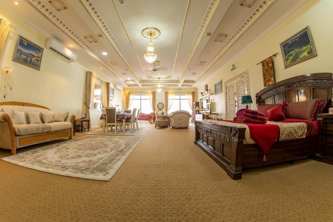 Sur Bandar Al Ayjah Hotel Apartments Exteriér fotografie