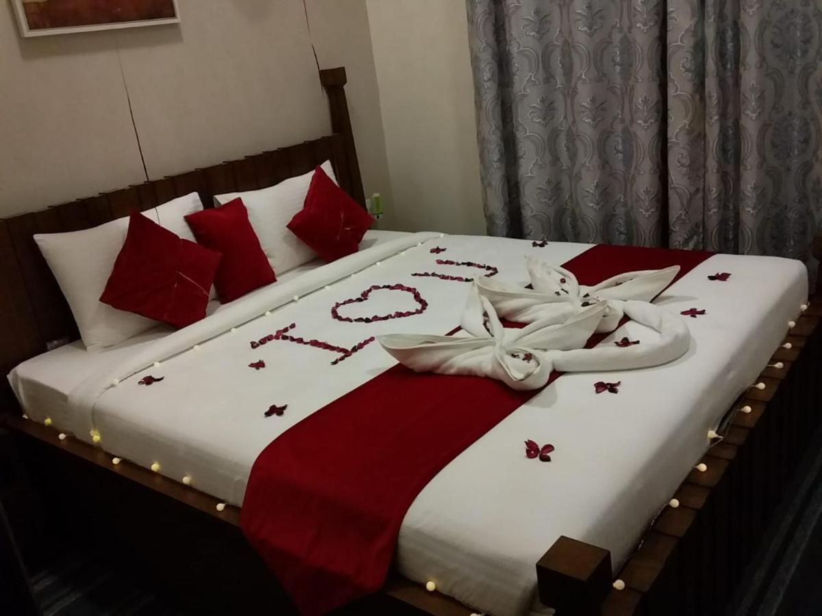Sur Bandar Al Ayjah Hotel Apartments Exteriér fotografie