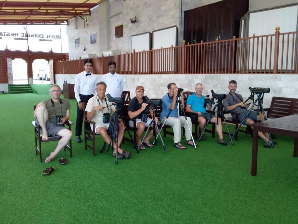 Sur Bandar Al Ayjah Hotel Apartments Exteriér fotografie