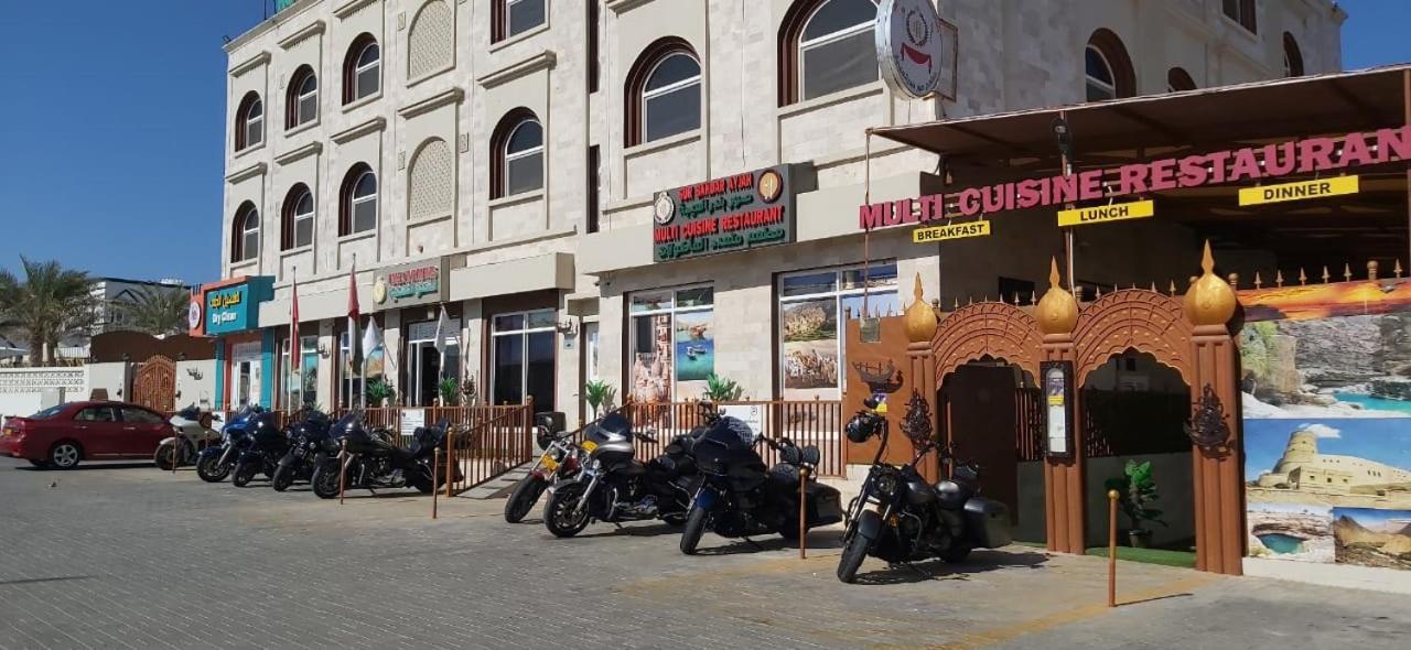 Sur Bandar Al Ayjah Hotel Apartments Exteriér fotografie
