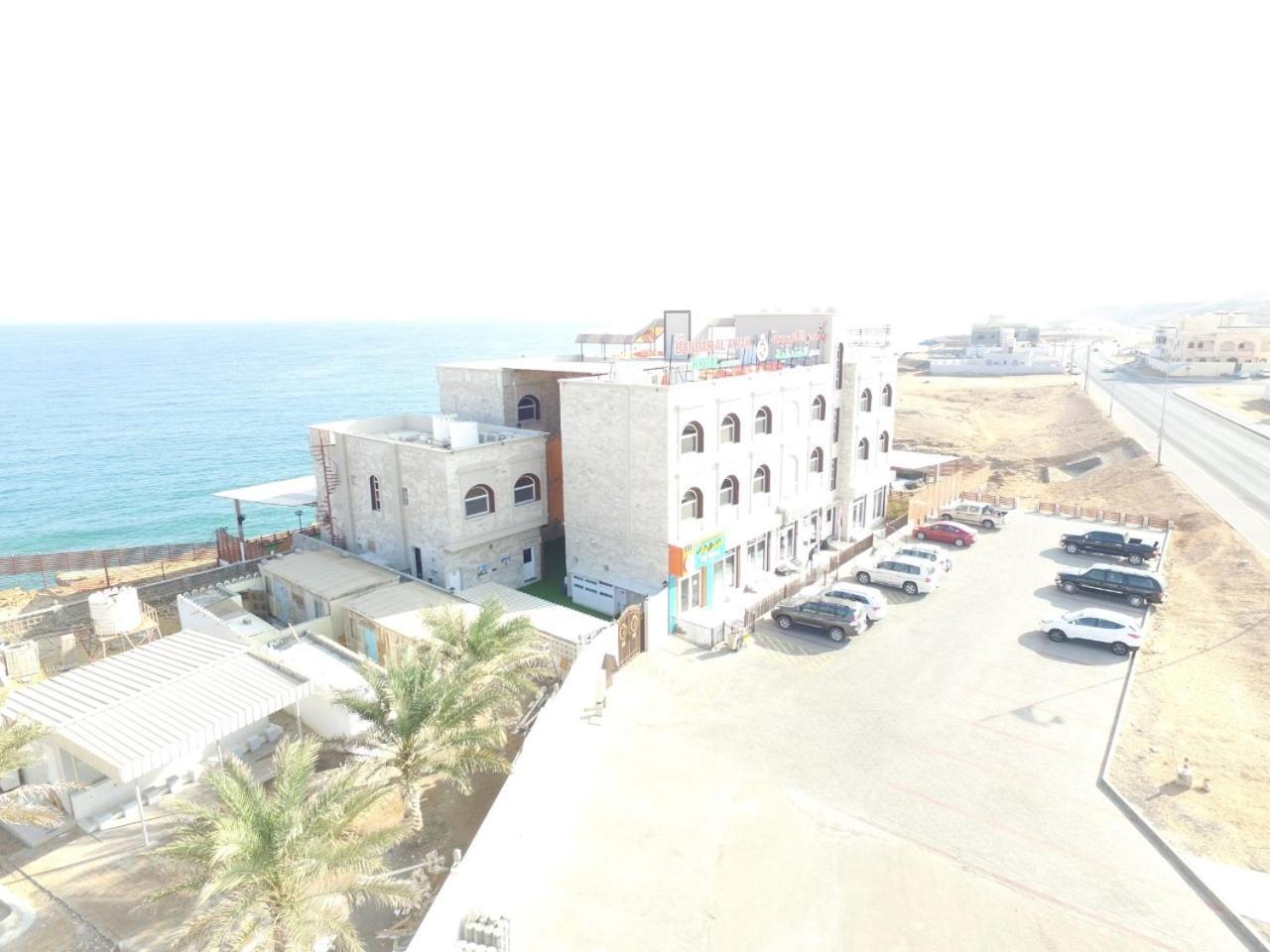 Sur Bandar Al Ayjah Hotel Apartments Exteriér fotografie