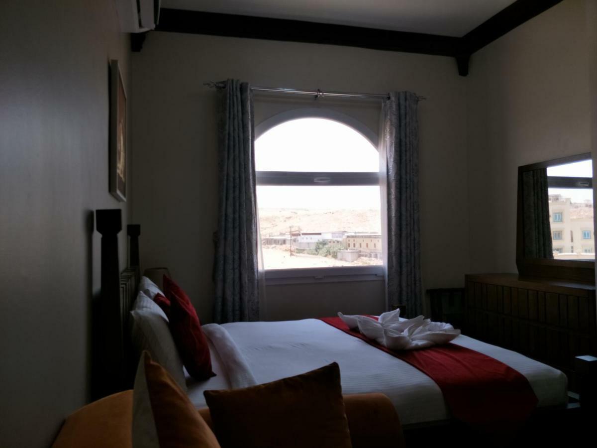 Sur Bandar Al Ayjah Hotel Apartments Exteriér fotografie