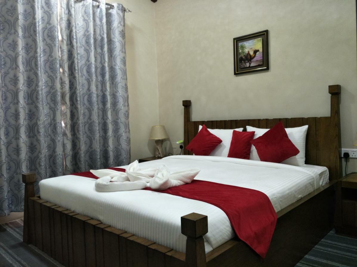 Sur Bandar Al Ayjah Hotel Apartments Exteriér fotografie