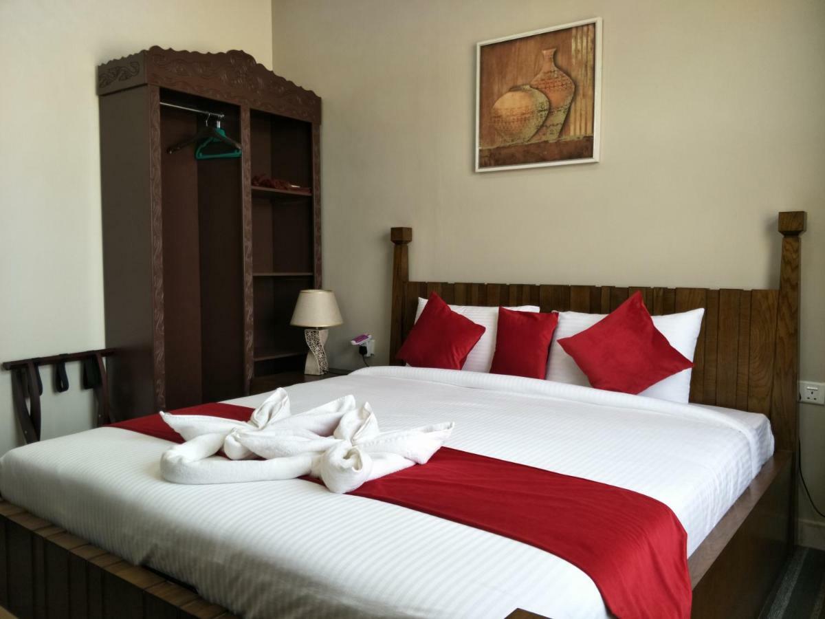Sur Bandar Al Ayjah Hotel Apartments Exteriér fotografie